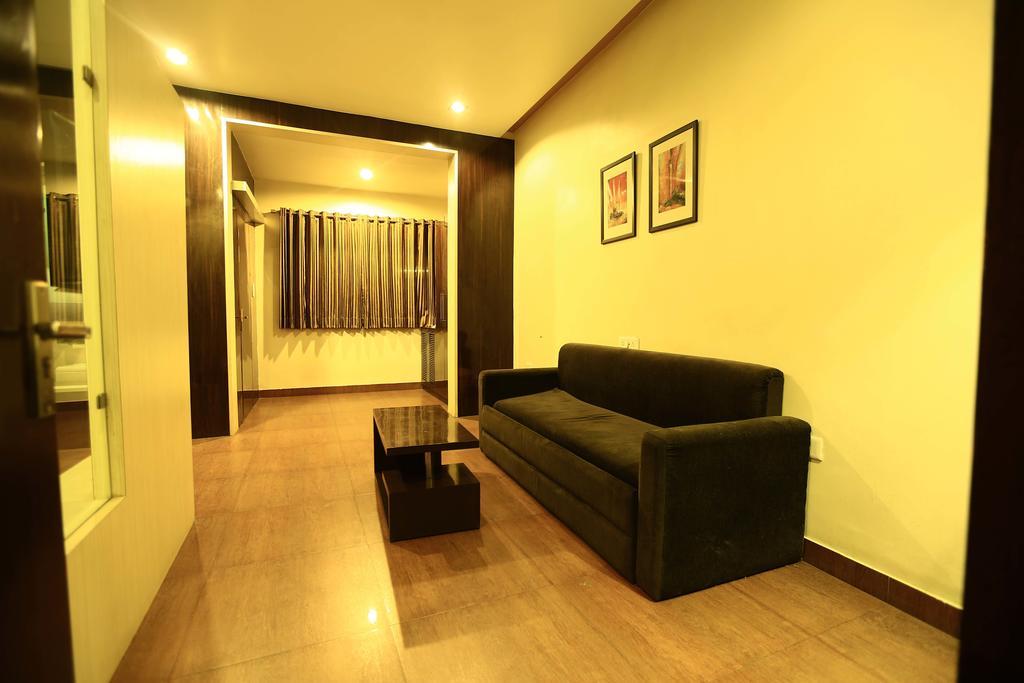 Hotel Harmony 阿杰梅尔 外观 照片